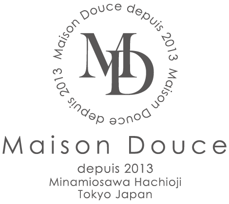 パティスリー メゾンドゥース　Maison Douce ロゴ